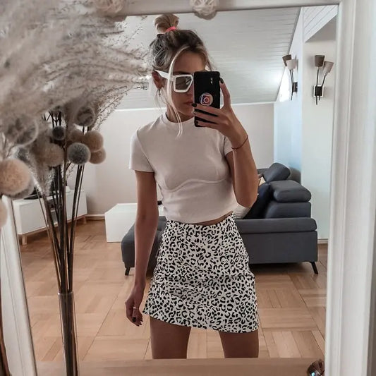 Roar Slim Leopard Skirt